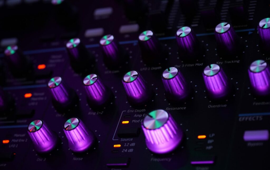 Is there a free auto tuner voice changer? voice.ai