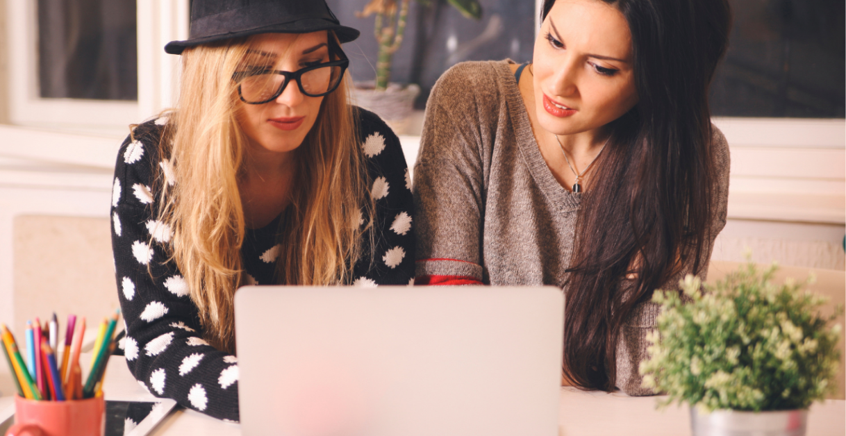 team deciding - ElevenReader Alternative