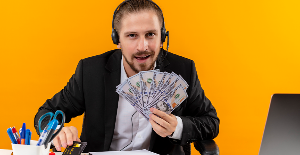 call center agent holding money - Call Center Cost Per Call